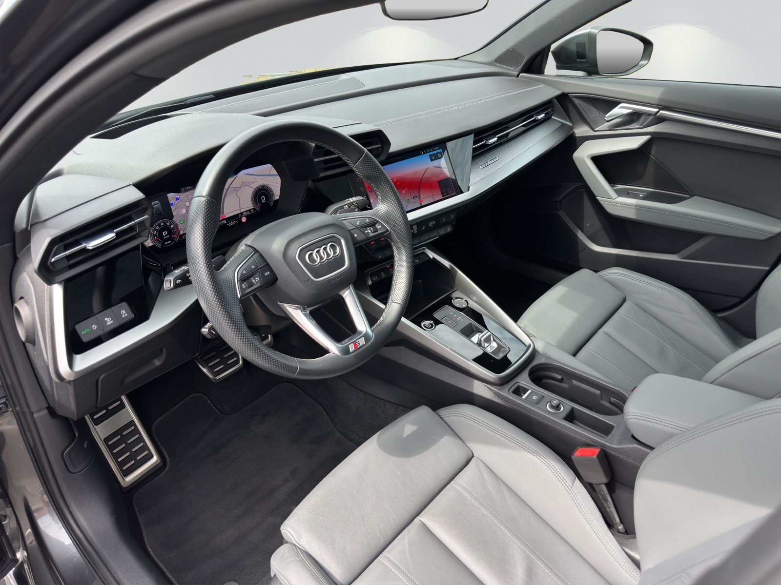 AUDI A3 Sportback 40 TFSI S line quattro S-tronic-image-4