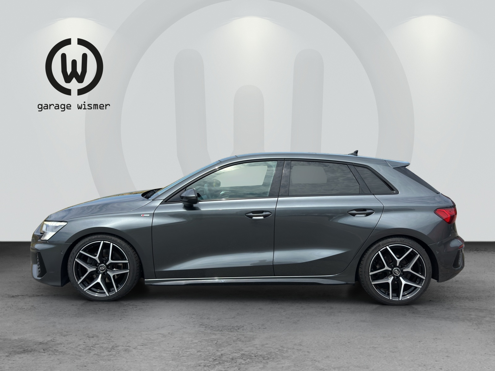AUDI A3 Sportback 40 TFSI S line quattro S-tronic-image-1