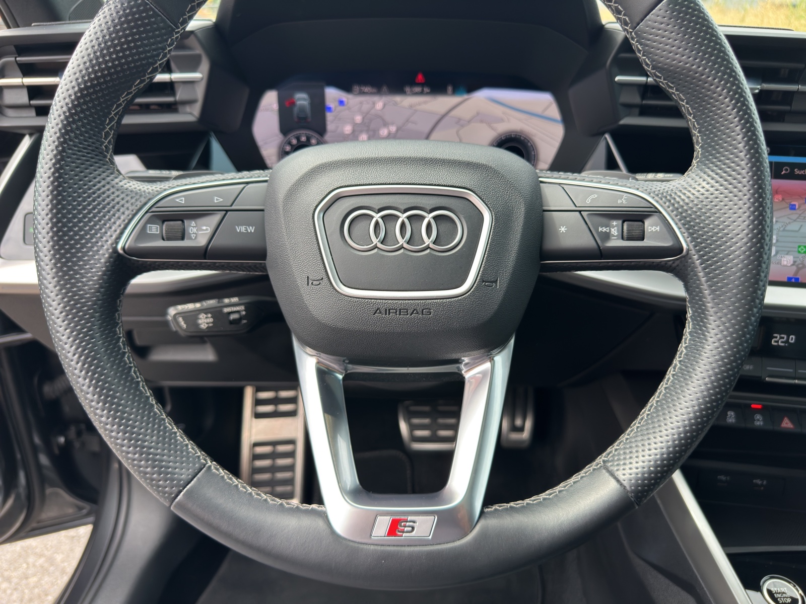 AUDI A3 Sportback 40 TFSI S line quattro S-tronic-image-14