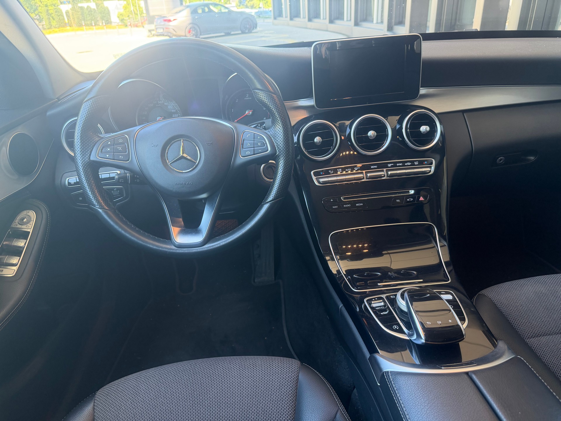 MERCEDES-BENZ C 250 BlueTec 4matic-image-4