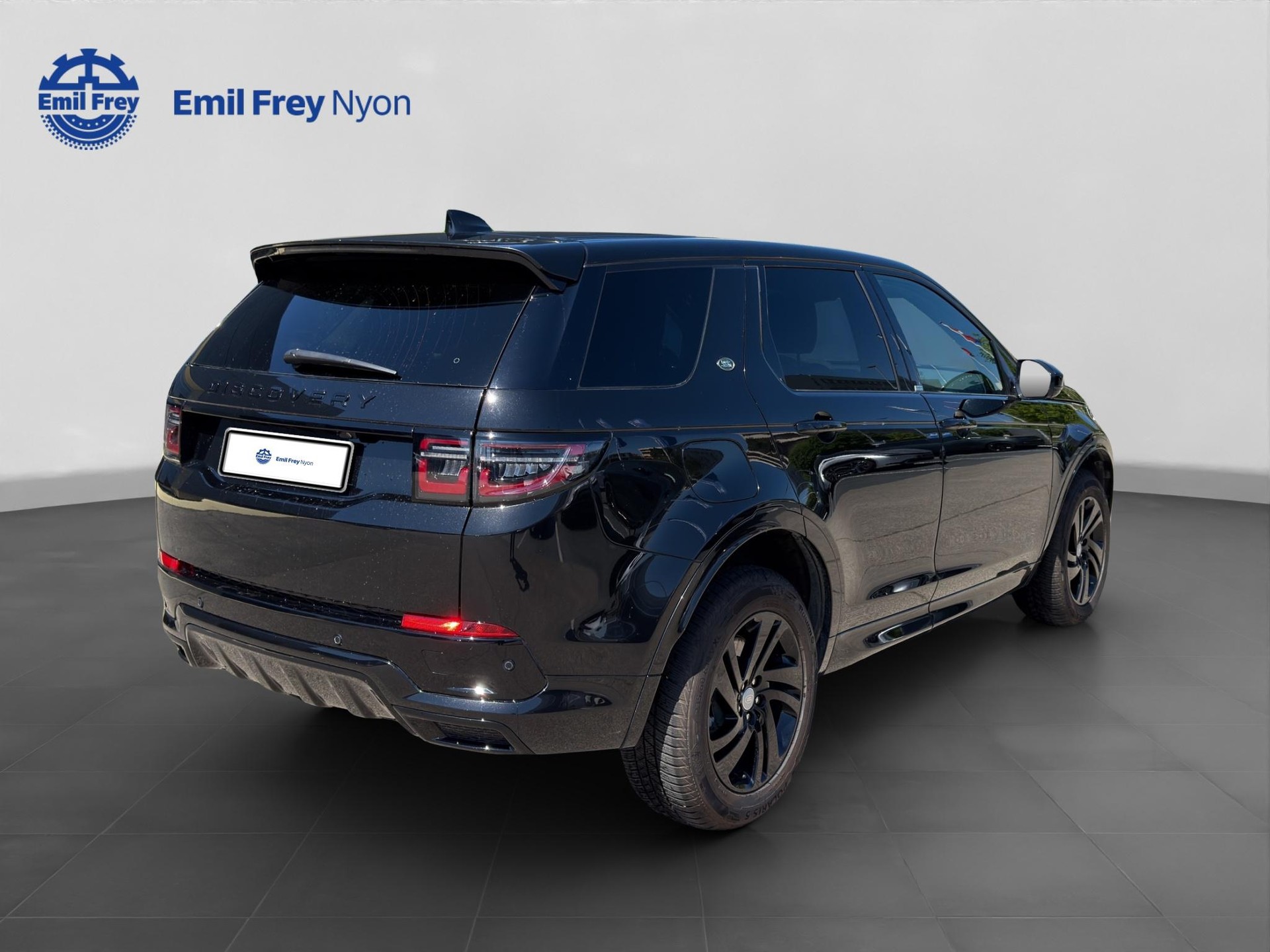 LAND ROVER Discovery Sport 1.5 T 300e R-Dynamic S-image-5