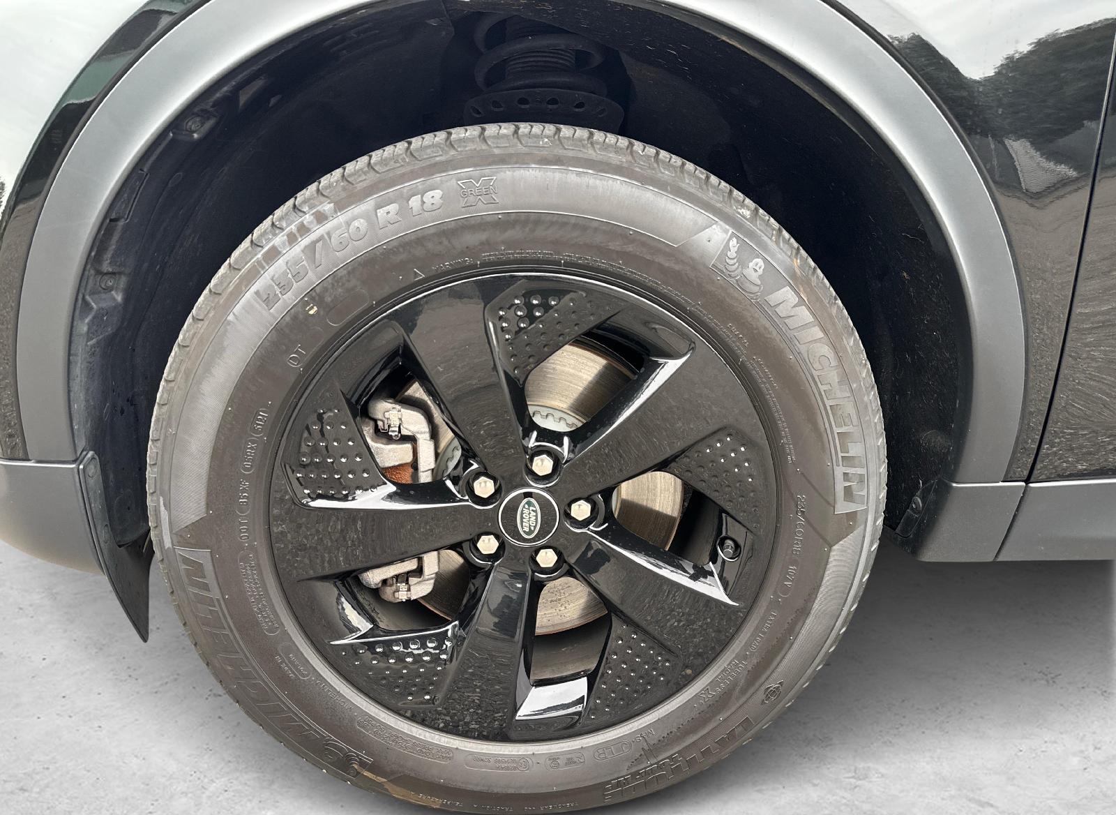 LAND ROVER Discovery Sport 2.0 SD4 200 SE-image-18