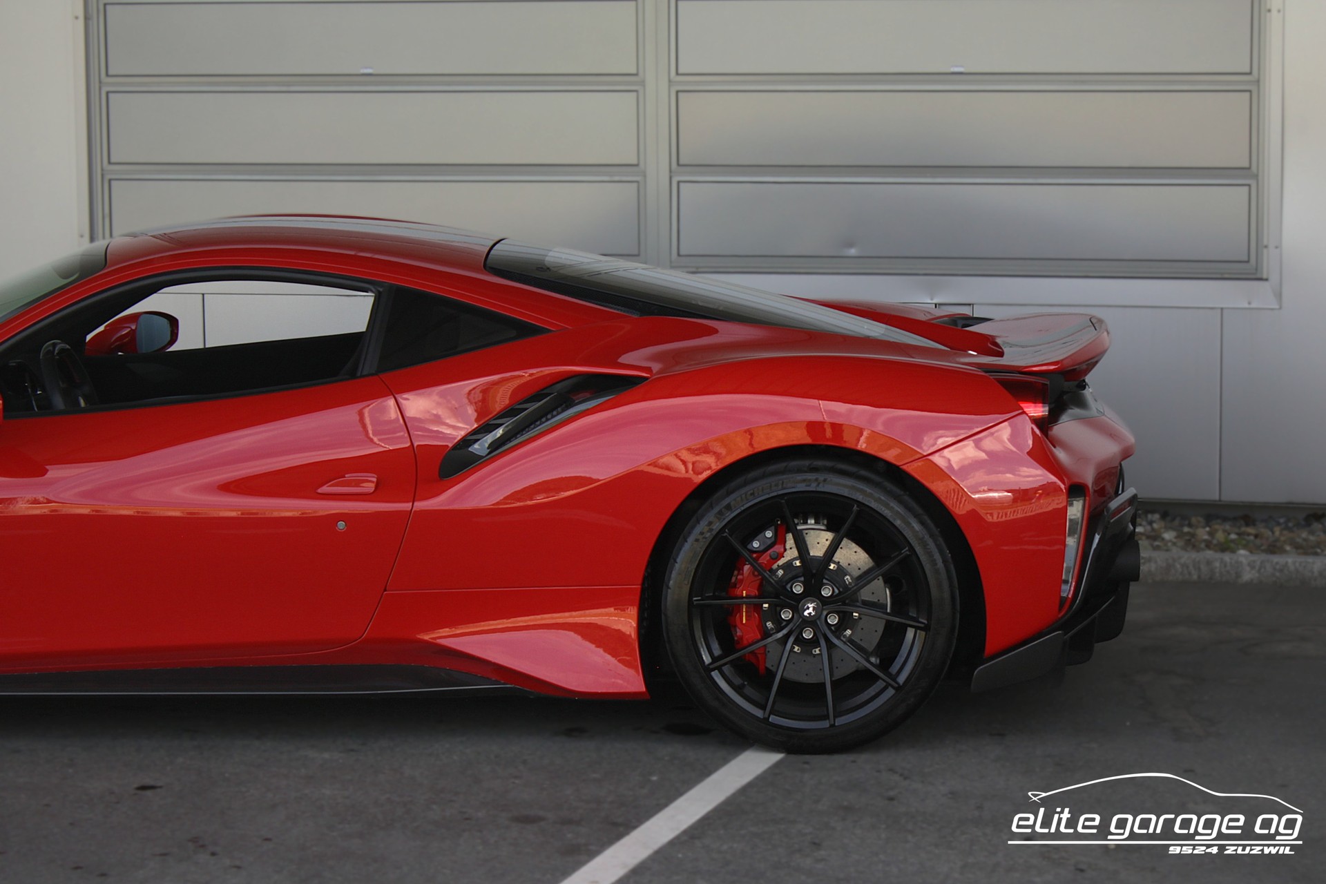 FERRARI 488 Pista 3.9 V8 NOVITEC AUS 1. HAND-image-12