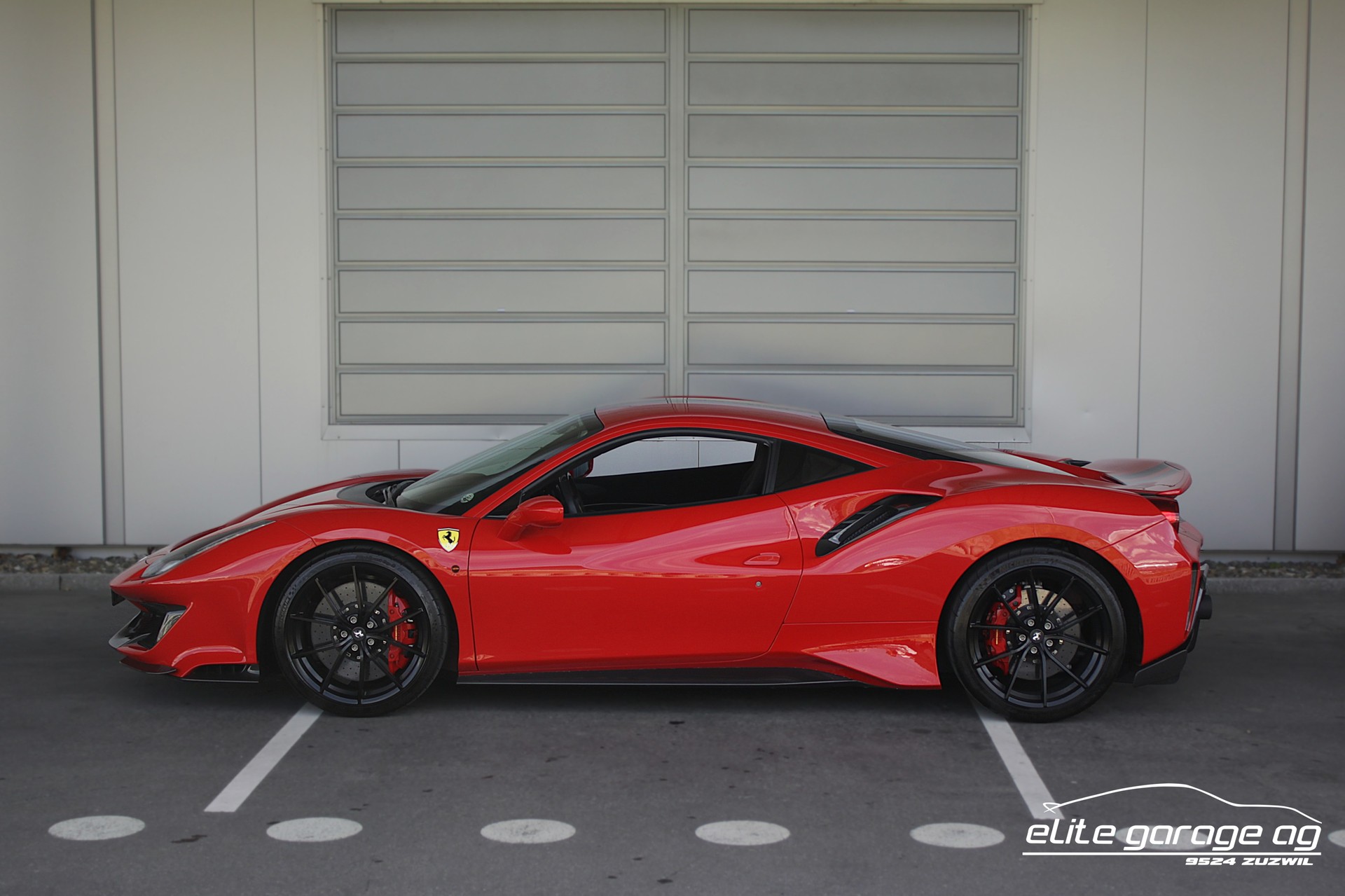 FERRARI 488 Pista 3.9 V8 NOVITEC AUS 1. HAND-image-1