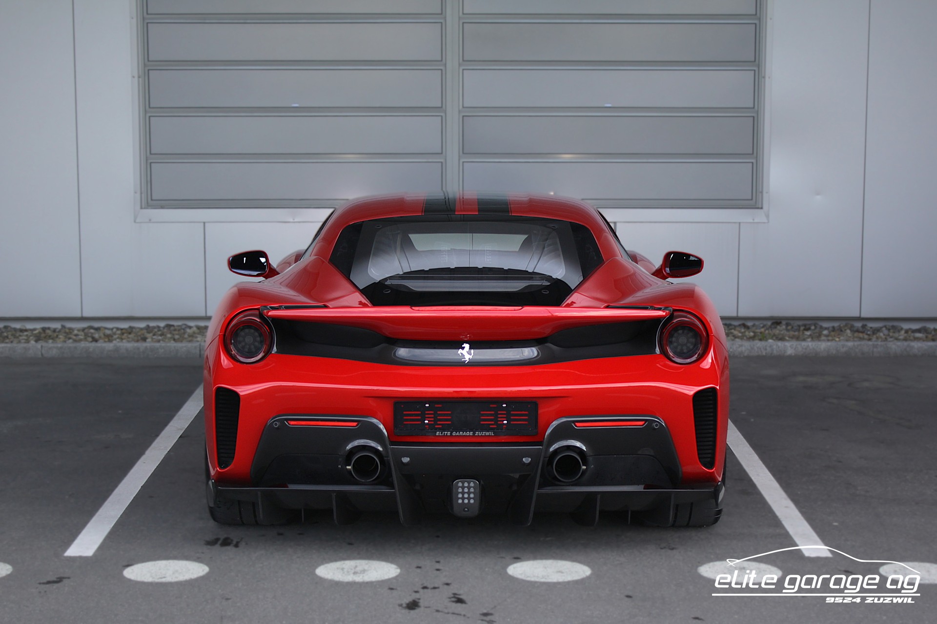 FERRARI 488 Pista 3.9 V8 NOVITEC AUS 1. HAND-image-3