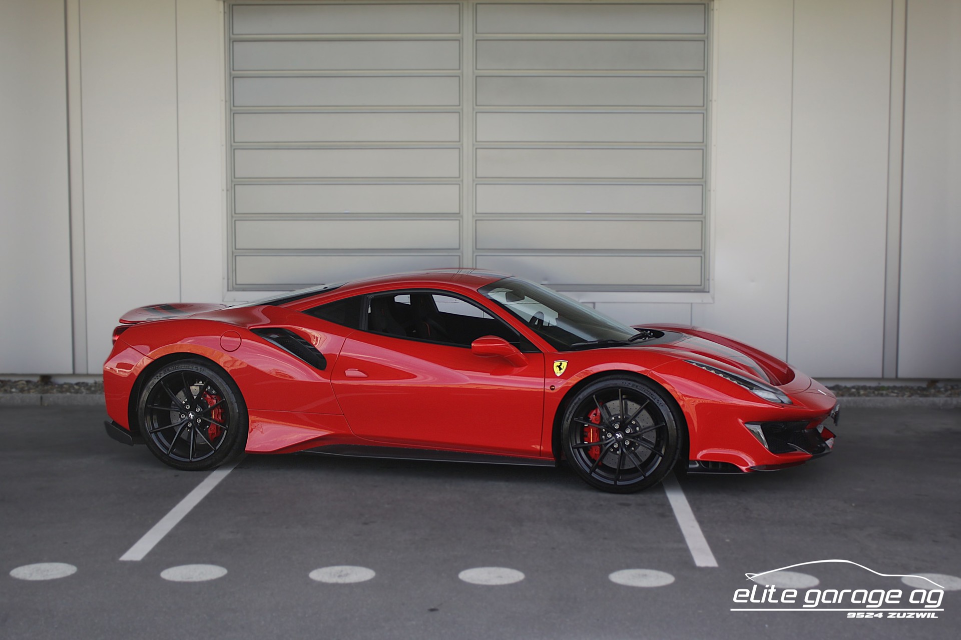 FERRARI 488 Pista 3.9 V8 NOVITEC AUS 1. HAND-image-6