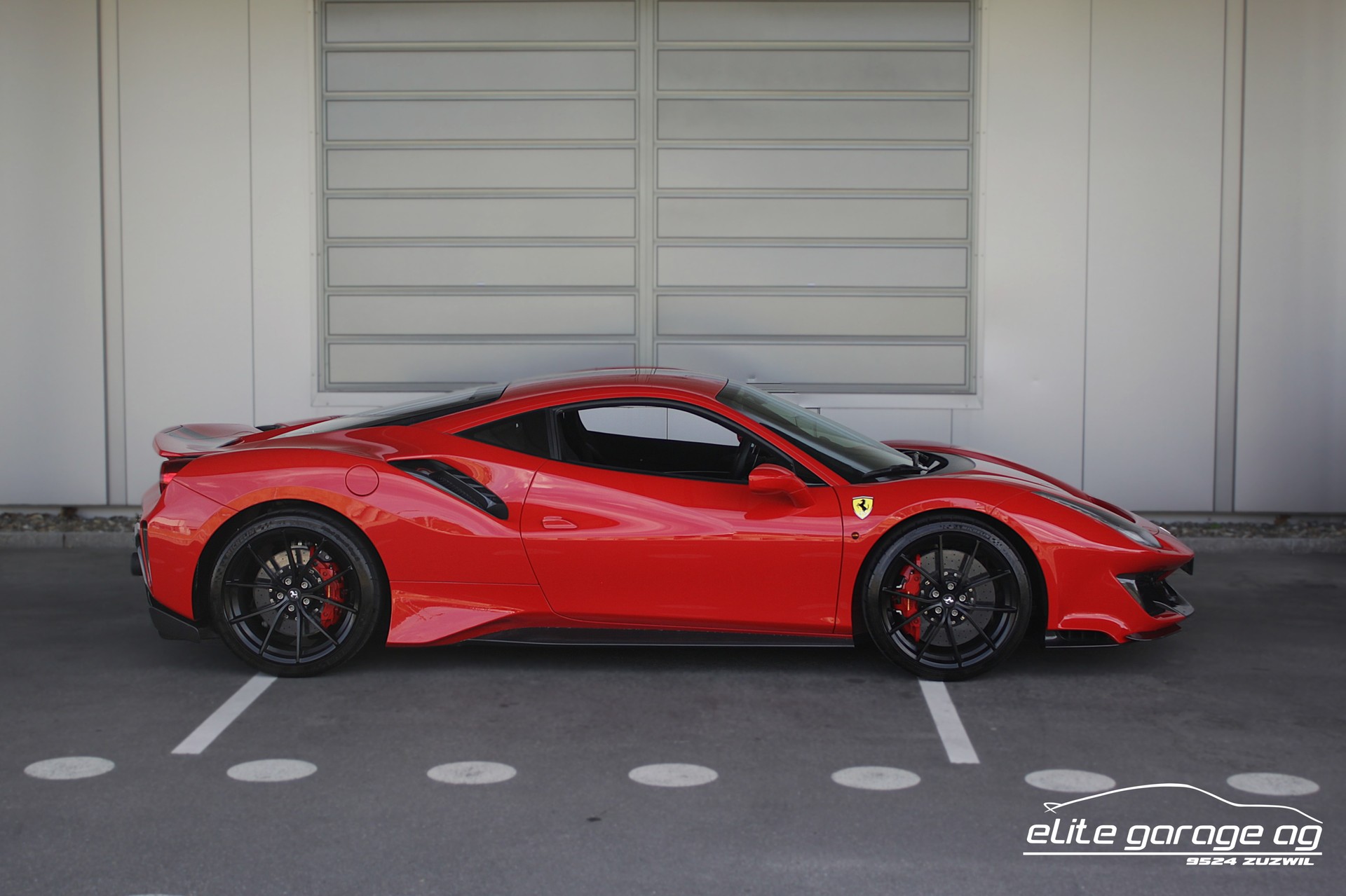 FERRARI 488 Pista 3.9 V8 NOVITEC AUS 1. HAND-image-5