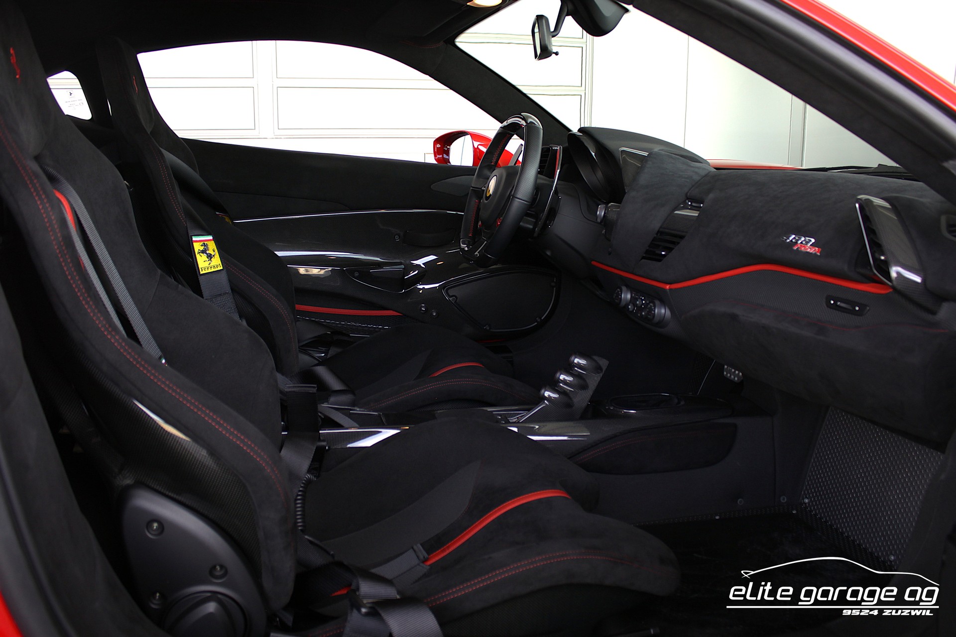 FERRARI 488 Pista 3.9 V8 NOVITEC AUS 1. HAND-image-15