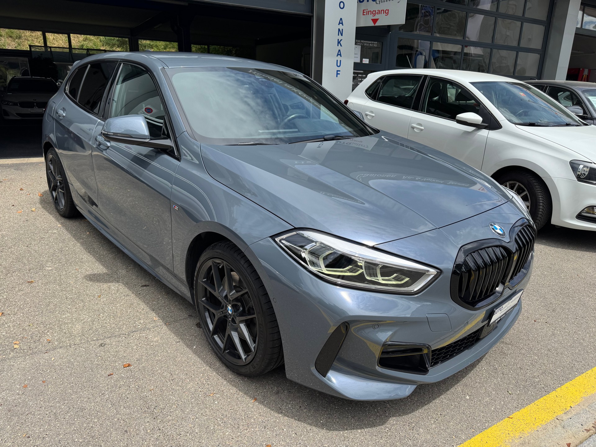 BMW 120d xDrive Steptronic M-Sport-image-1