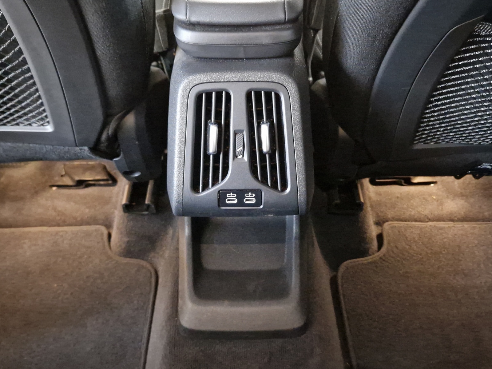 BMW X1 xDrive 20d Steptronic-image-22