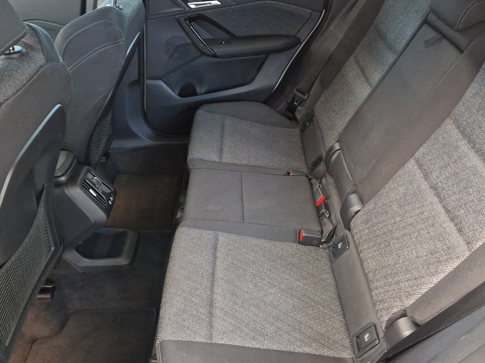 BMW X1 xDrive 20d Steptronic-image-23
