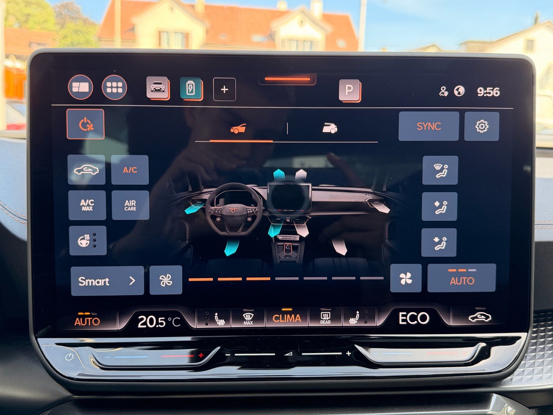 CUPRA Formentor 1.5 TSI e-Hybrid 204 PS *** TOPAUSSTATTUNG MIT NUR 1'500 KM ***-image-23
