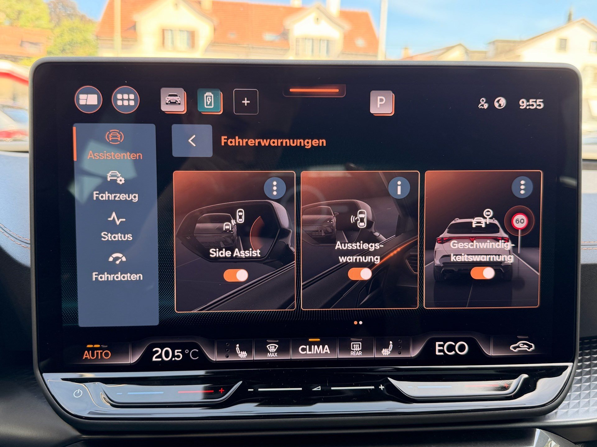 CUPRA Formentor 1.5 TSI e-Hybrid 204 PS *** TOPAUSSTATTUNG MIT NUR 1'500 KM ***-image-14