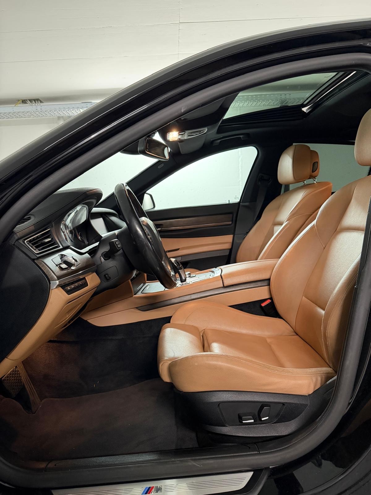 BMW 740d-image-10