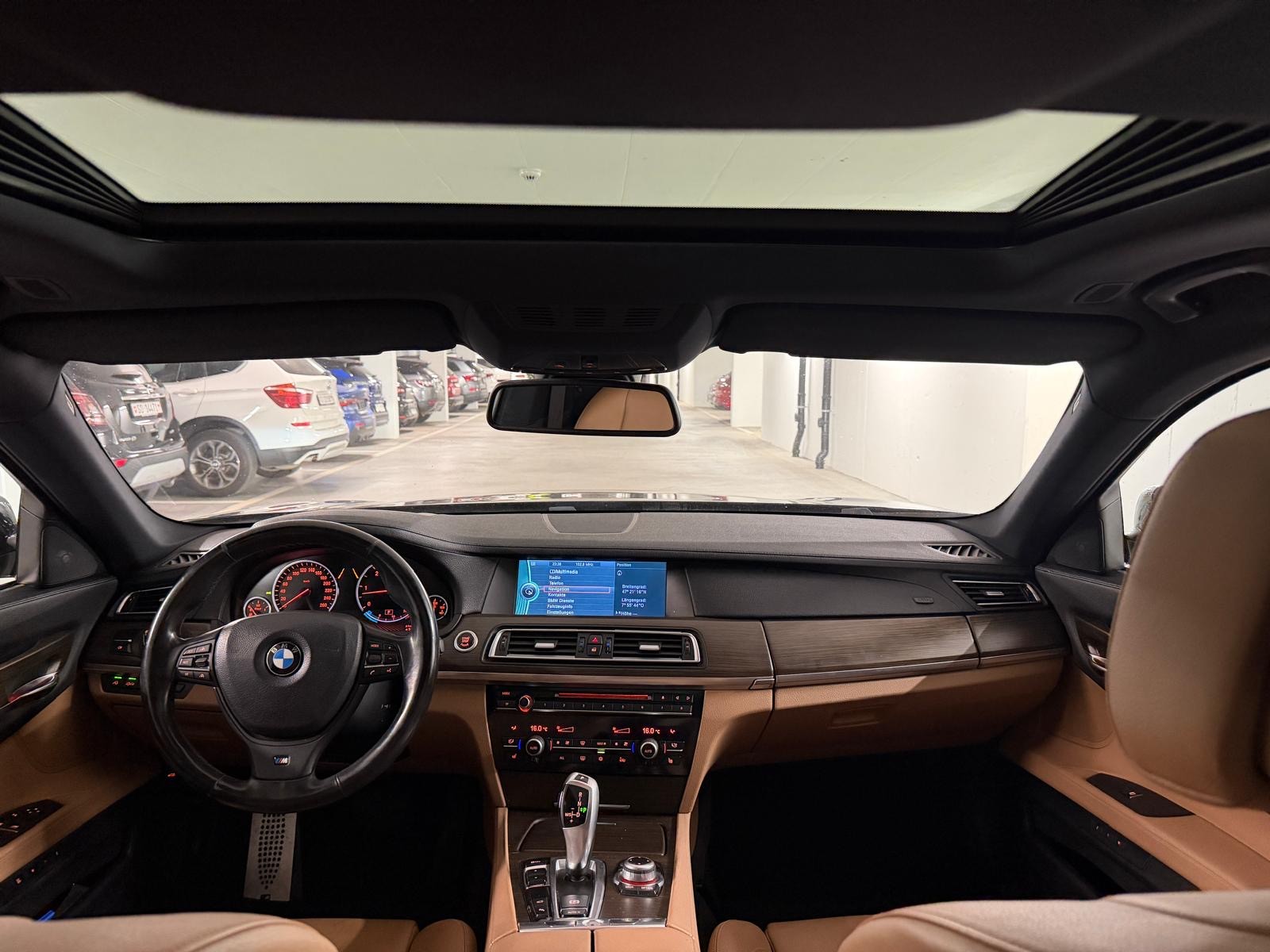 BMW 740d-image-12