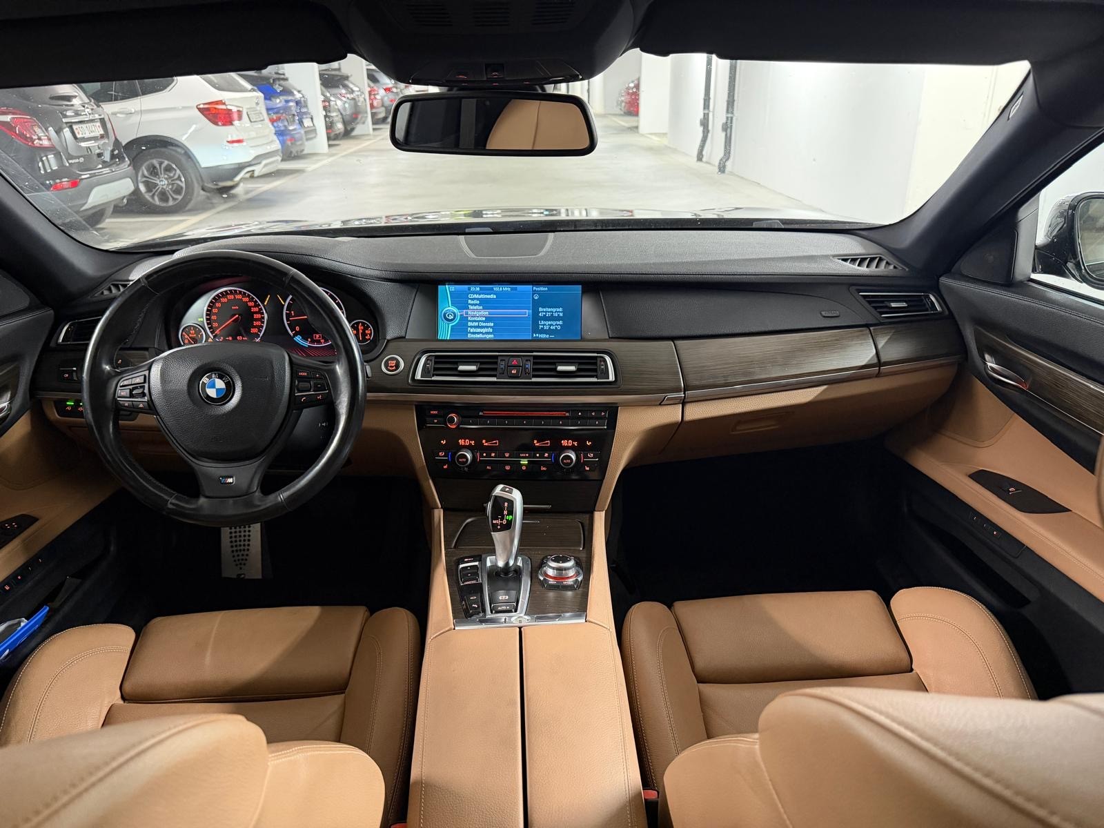 BMW 740d-image-25