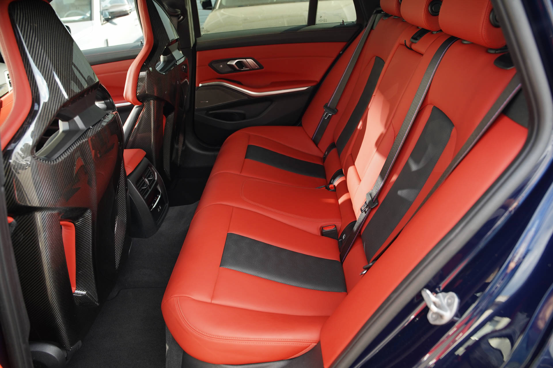 BMW M3 Touring xDrive Competition M LCI Tansanitblau-image-10