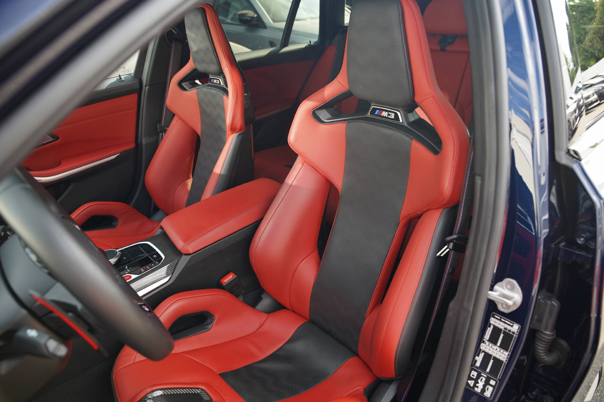 BMW M3 Touring xDrive Competition M LCI Tansanitblau-image-9