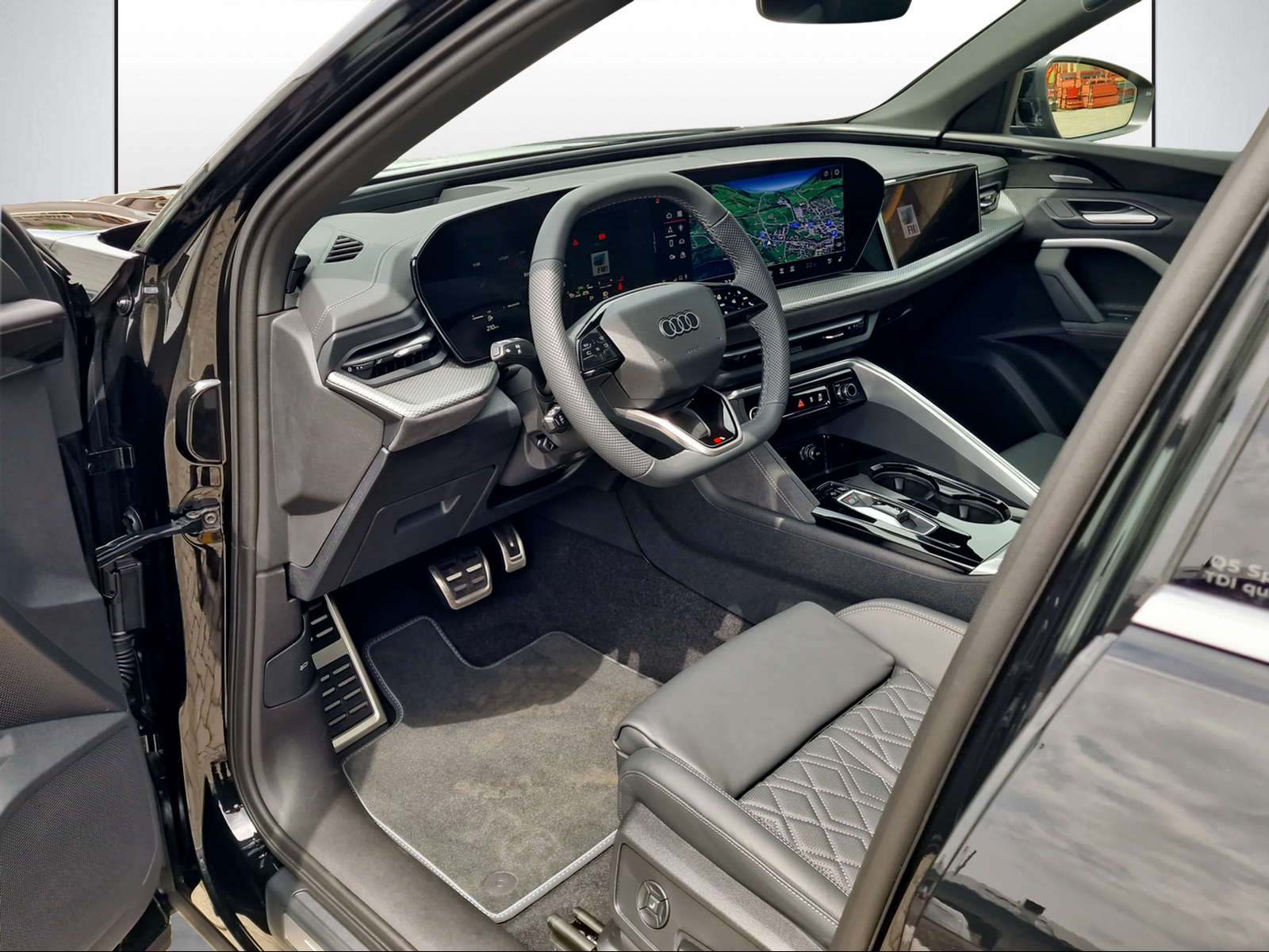 AUDI Q5 Sportback TDI quattro 150 kW S-tronic-image-5
