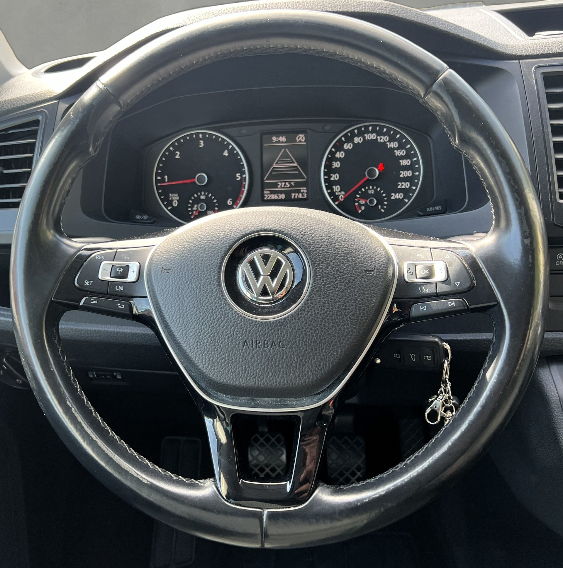 VW T6 Multivan 2.0 TDI Trendline-image-20
