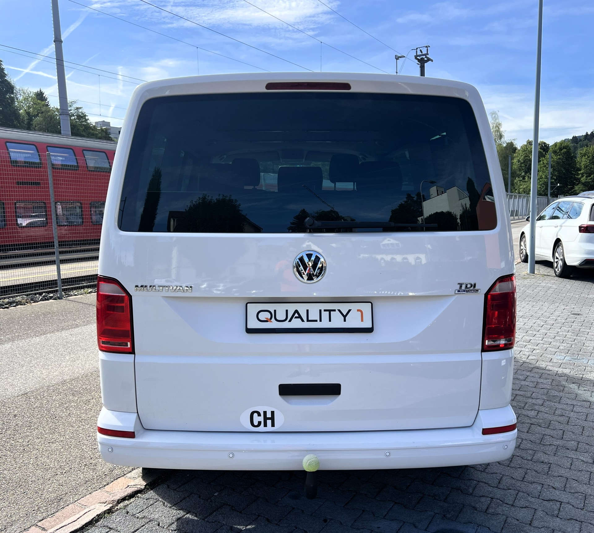 VW T6 Multivan 2.0 TDI Trendline-image-3