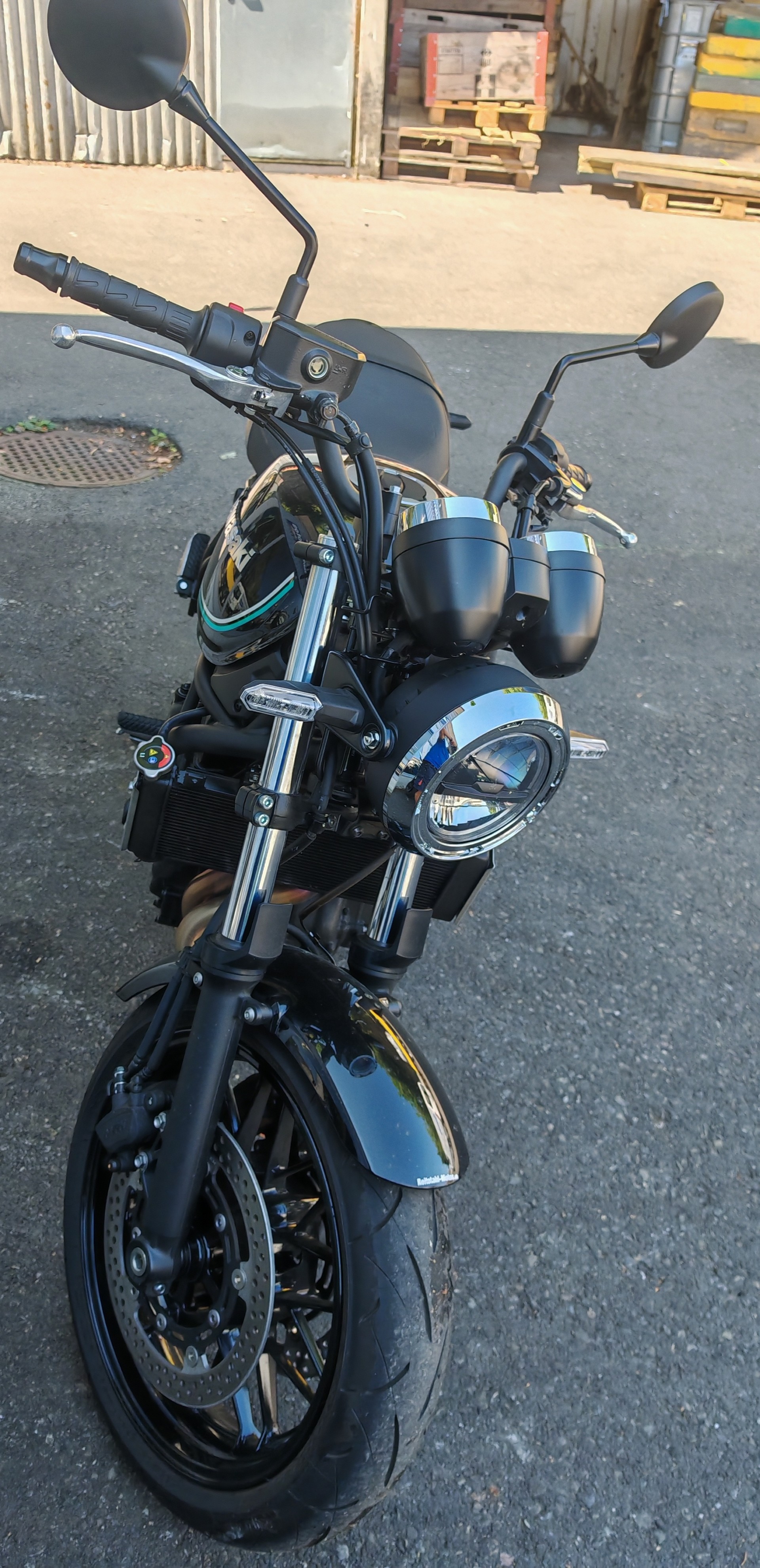 KAWASAKI Z 650 RS-image-3
