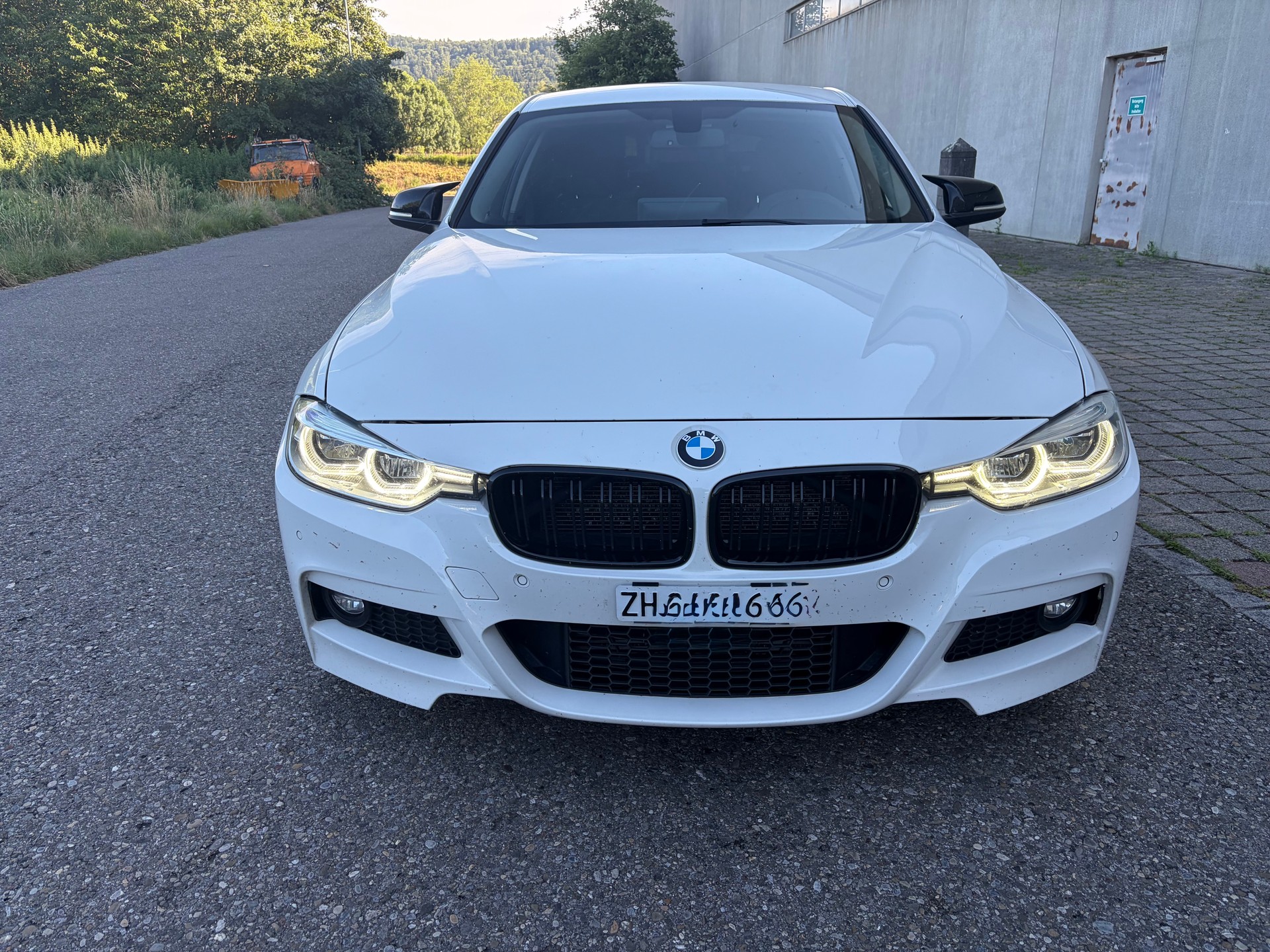 BMW 318d Touring M Sport Line Steptronic-image-0