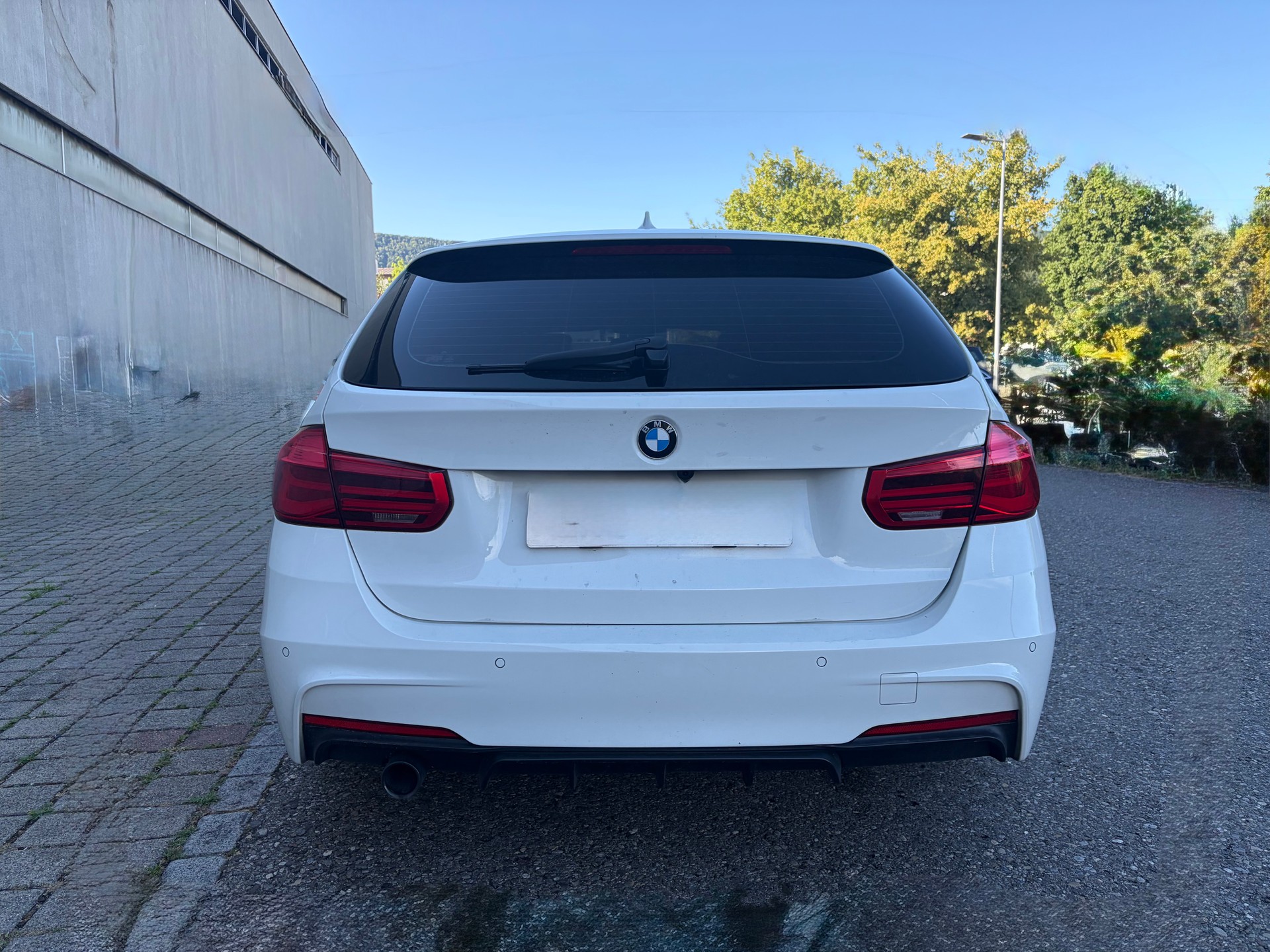 BMW 318d Touring M Sport Line Steptronic-image-4