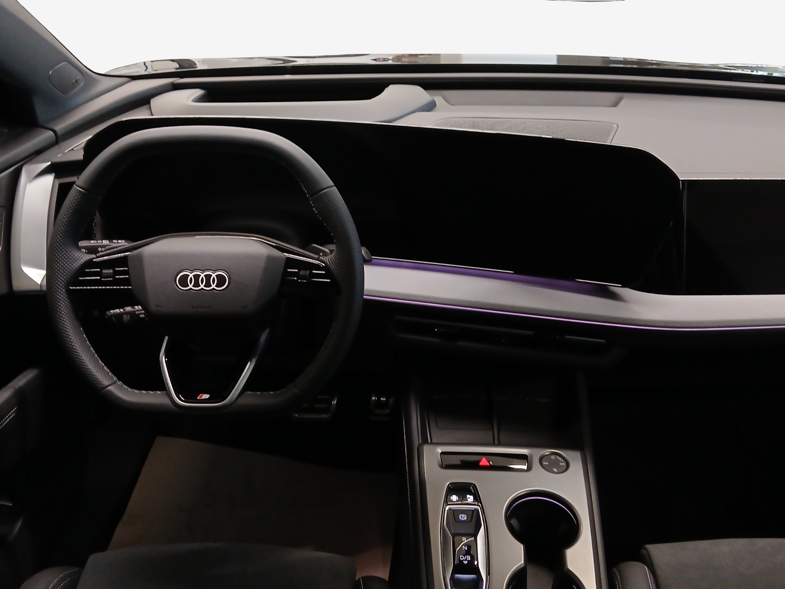 AUDI Q4 e-tron SUV quattro performance-image-8