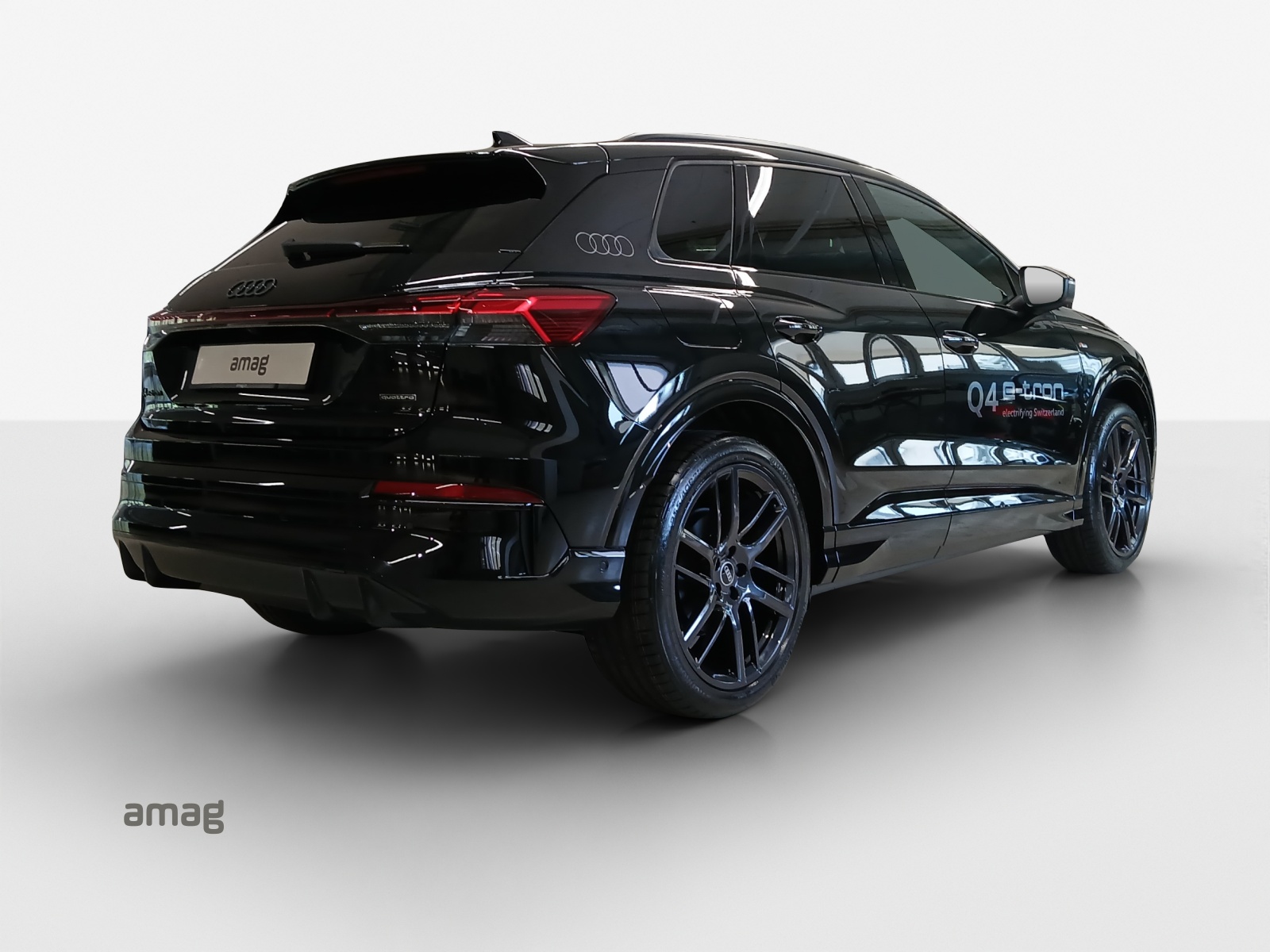 AUDI Q4 e-tron SUV quattro performance-image-4