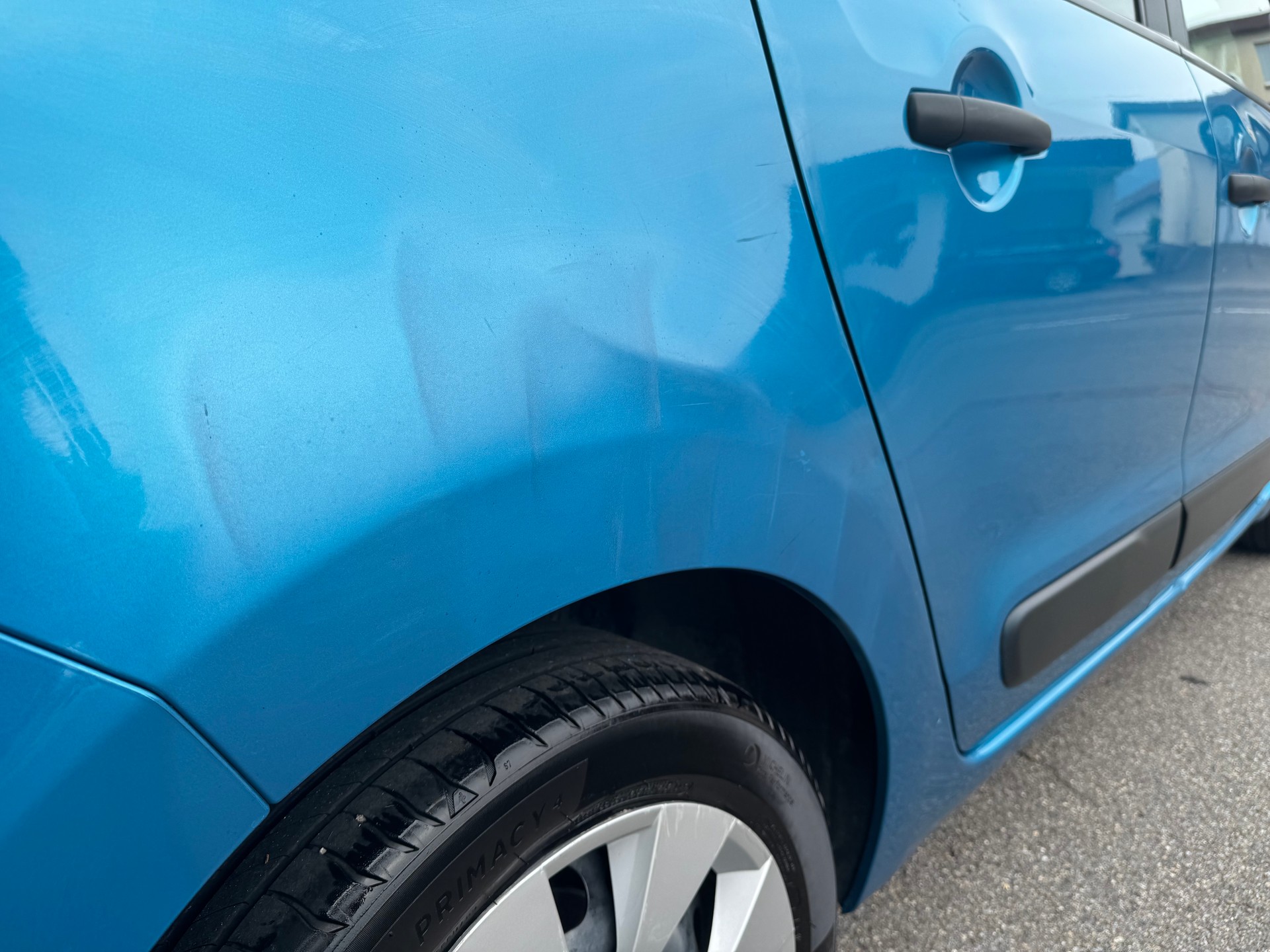 CITROEN C3 Picasso 1.6i 16V Chic (SX)-image-5