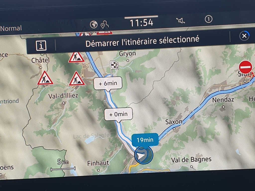 VW T-Roc 2.0 TSI R-Line DSG 4Motion-image-12