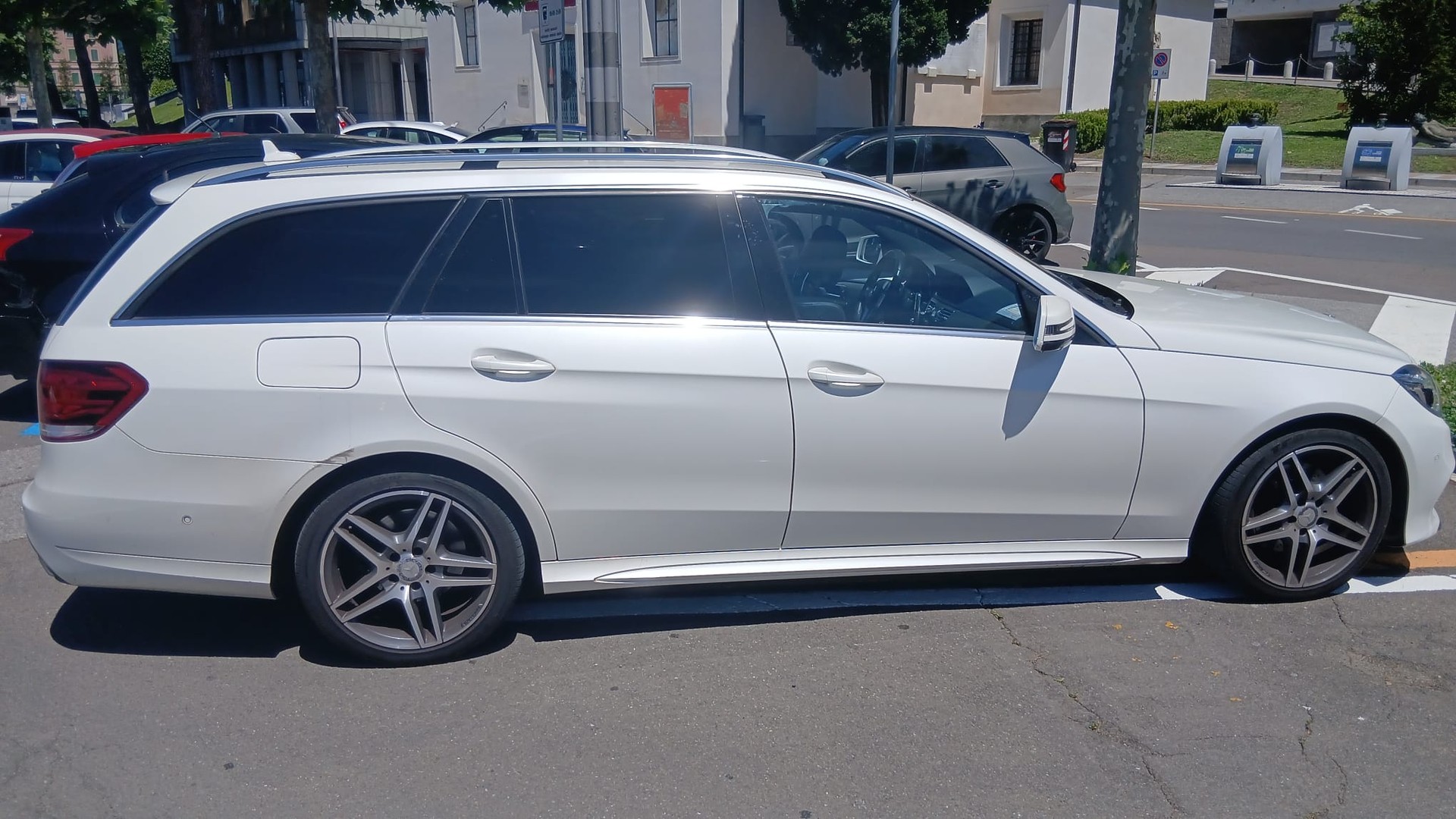 MERCEDES-BENZ E 250 CDI BlueTec 4m-image-1