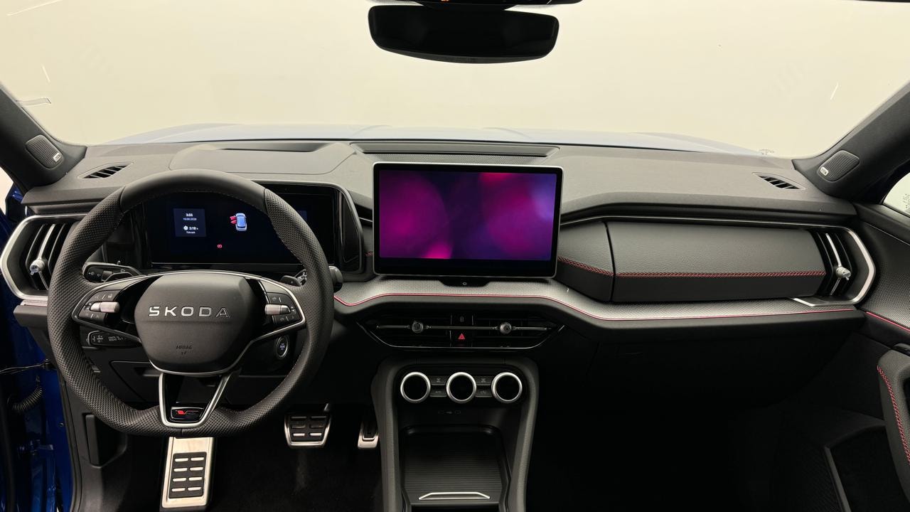SKODA Kodiaq 2.0 TSI RS 4x4-image-5