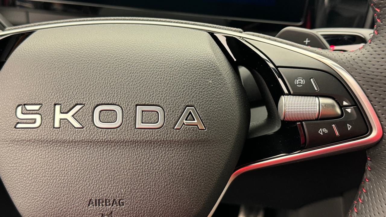 SKODA Kodiaq 2.0 TSI RS 4x4-image-9