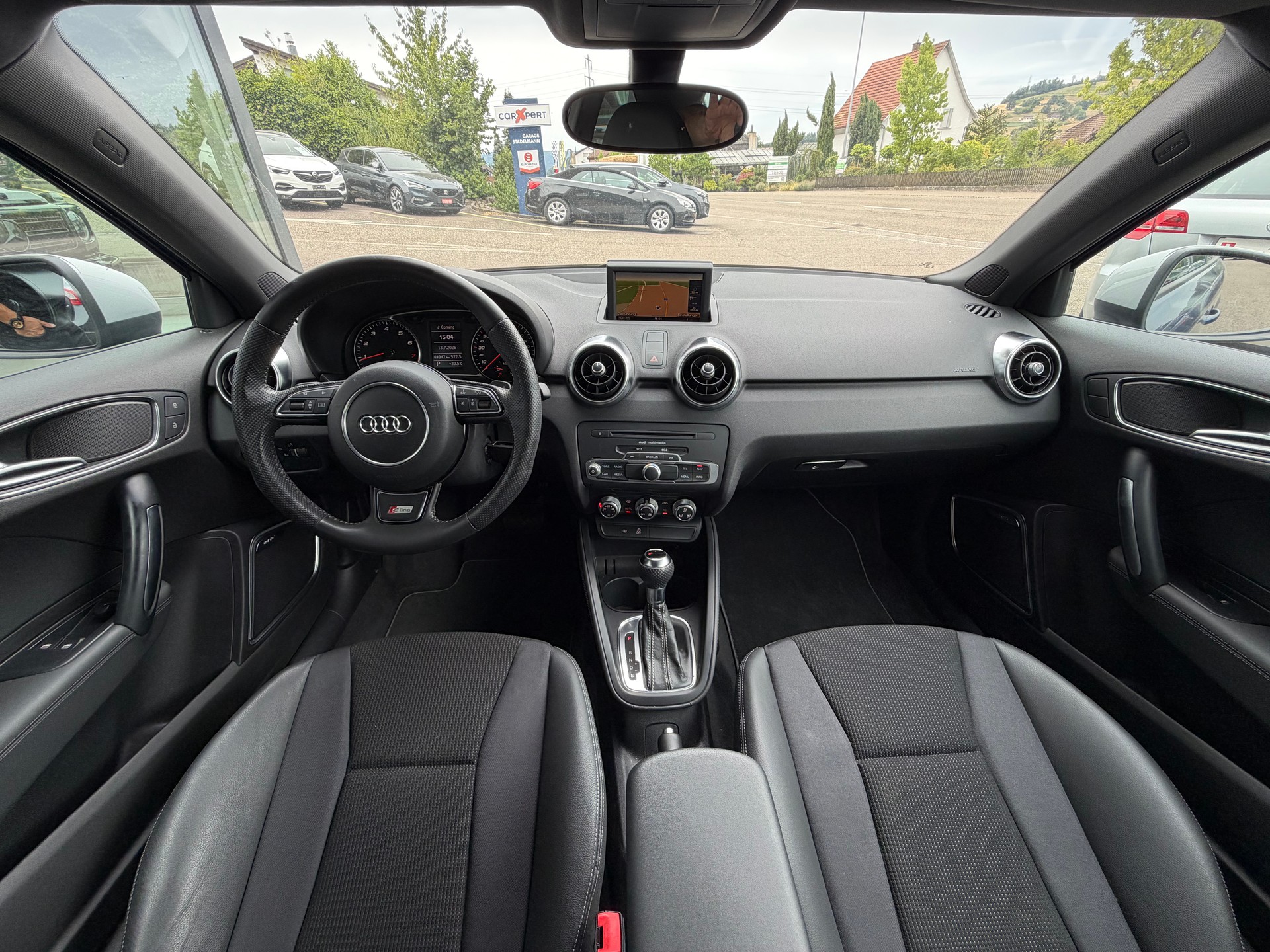 AUDI A1 Sport 1.4 TFSI Ambition S-Tronic-image-18