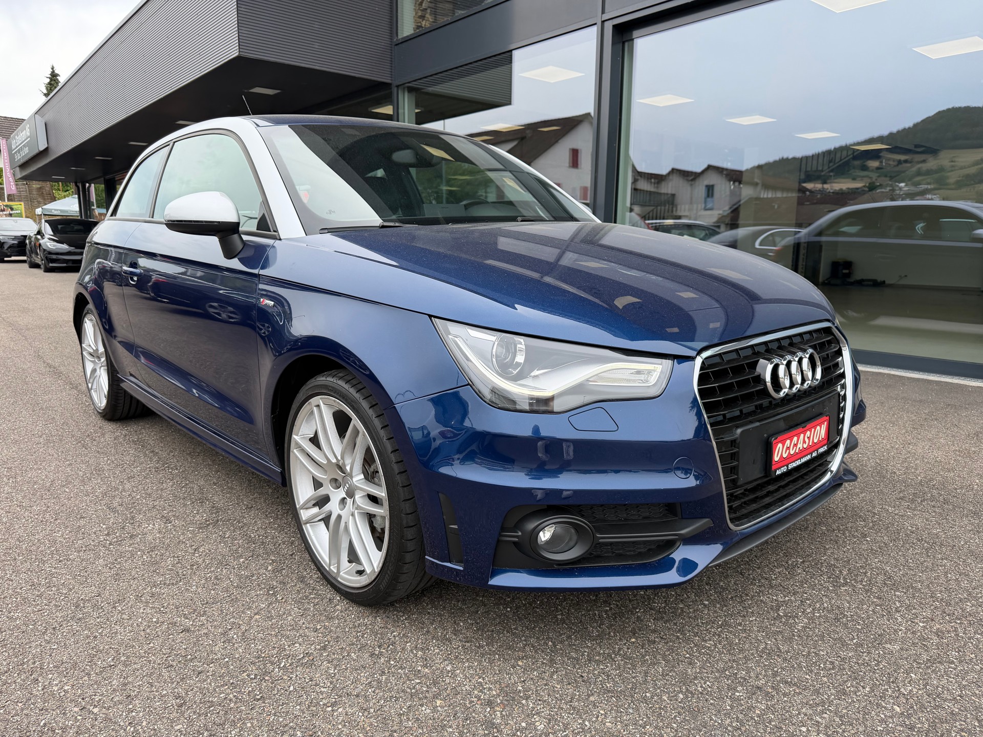 AUDI A1 Sport 1.4 TFSI Ambition S-Tronic-image-0