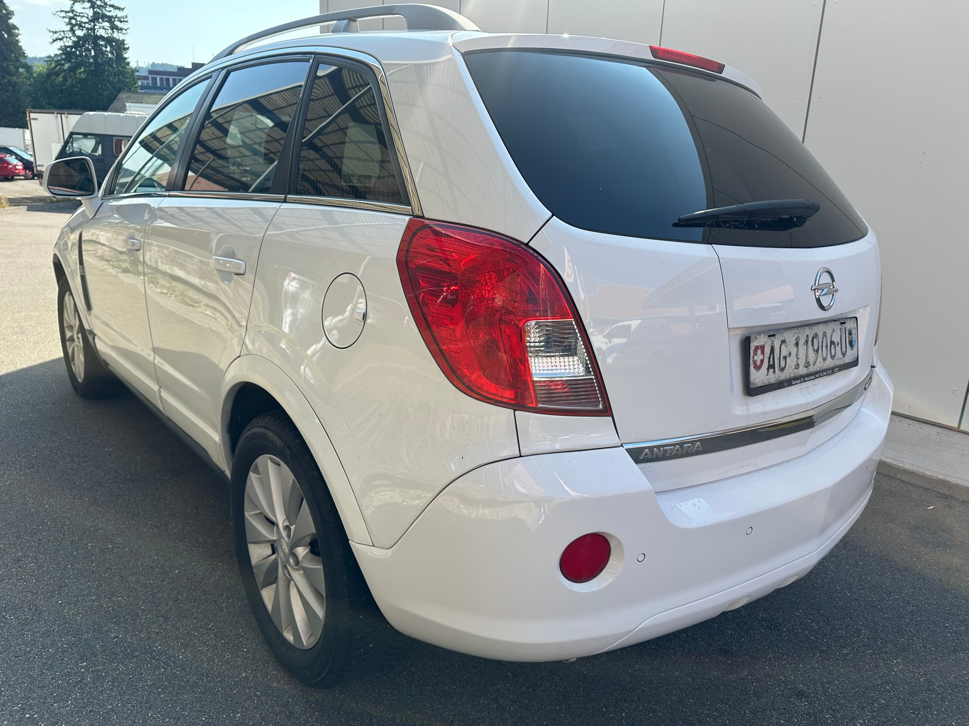 OPEL Antara 2.2 CDTi Enjoy 4WD Automatic-image-4