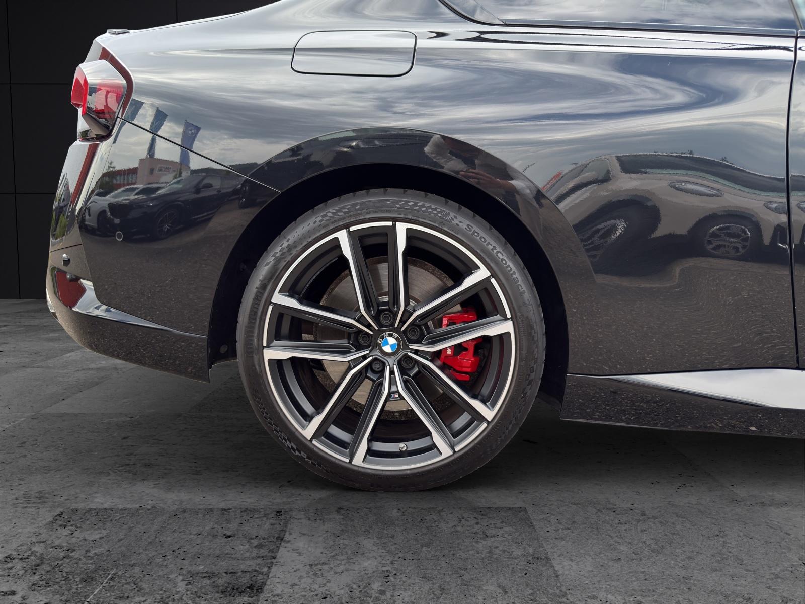 BMW M240i xDrive Coupé-image-8