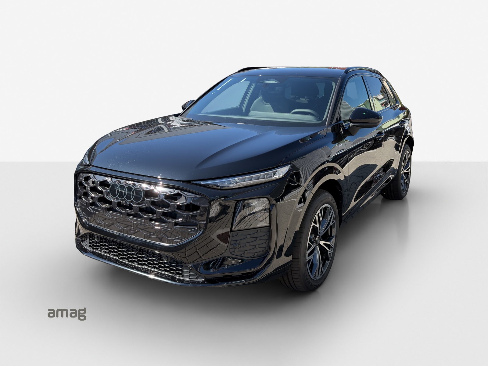 AUDI Q3 SUV 110 kW TFSI S tronic