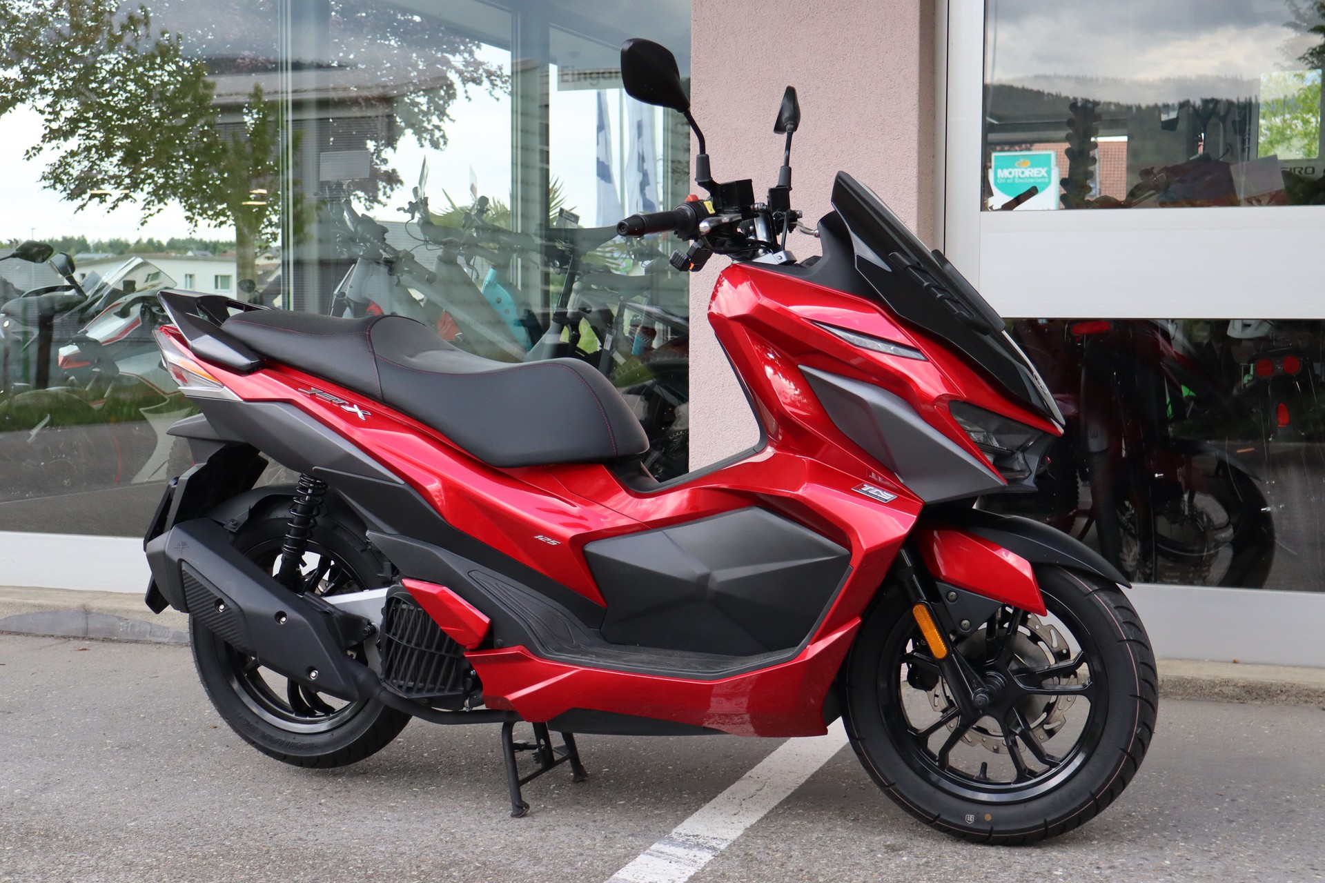 SYM Jet X 125 ABS-showroom-element-1