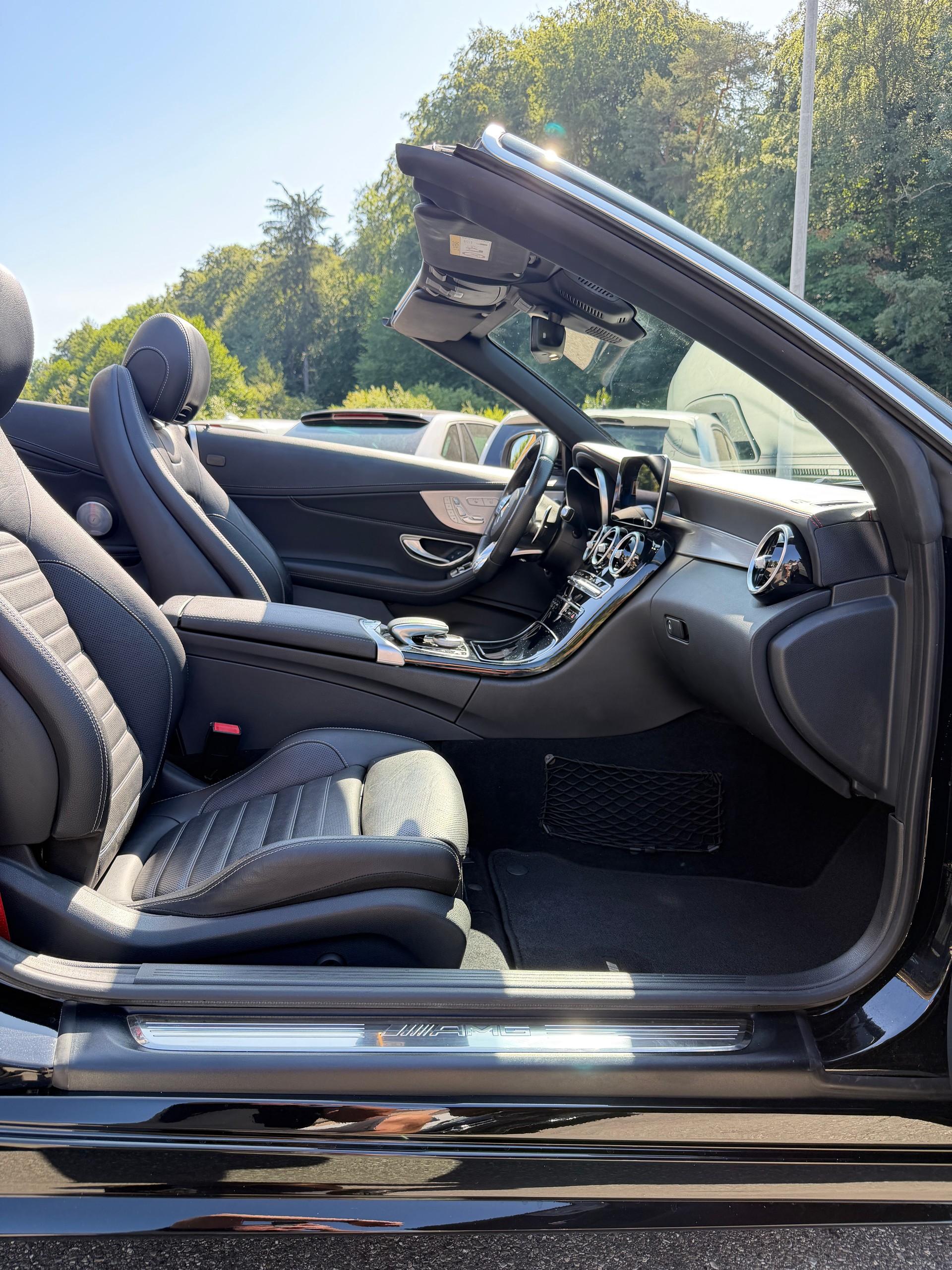 MERCEDES-BENZ C 43 Cabriolet AMG 4Matic 9G-Tronic-image-11