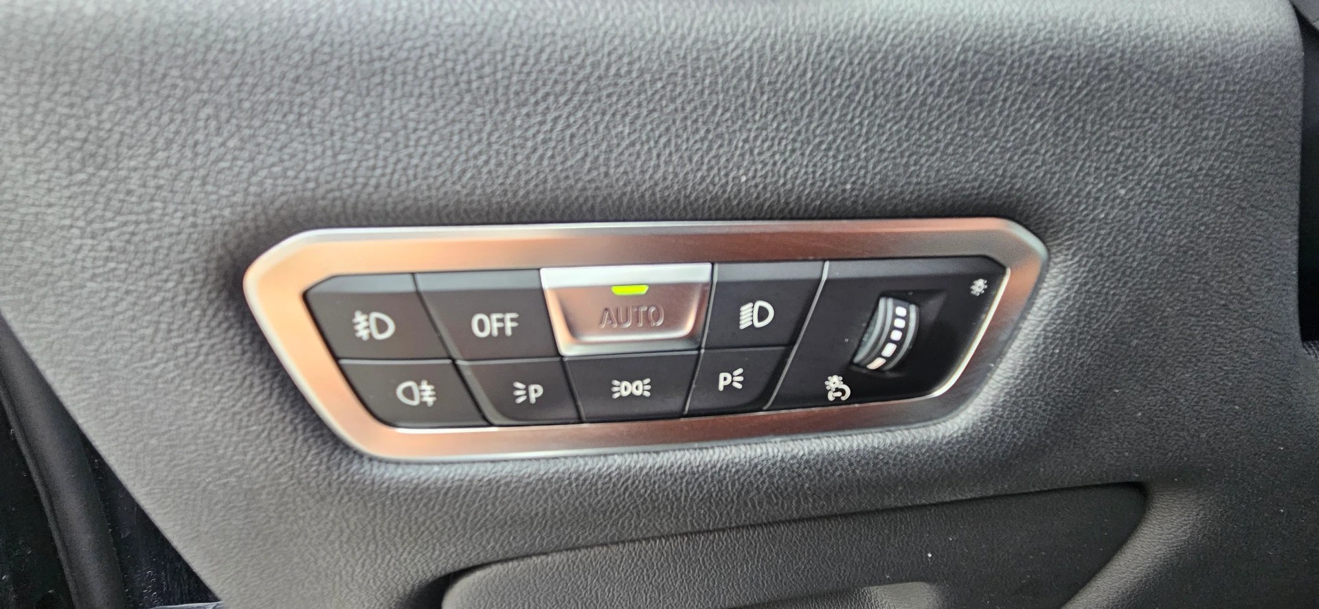 BMW X6 xDrive 40d Steptronic M Sport-image-8