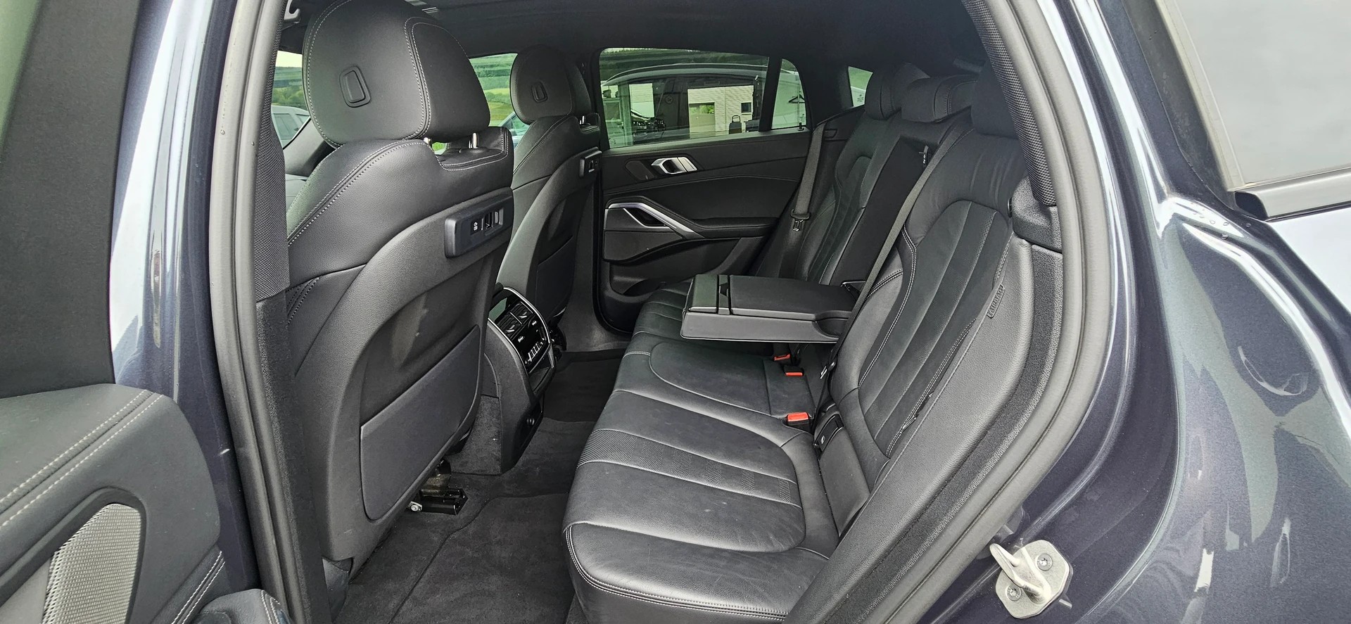 BMW X6 xDrive 40d Steptronic M Sport-image-12