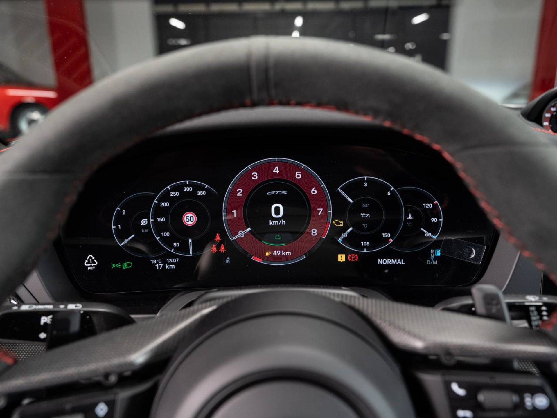 PORSCHE 911 Carrera GTS-image-9