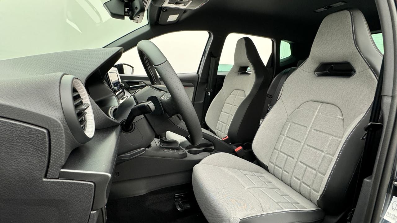 SEAT Arona 1.5 Eco TSI FR DSG-image-4