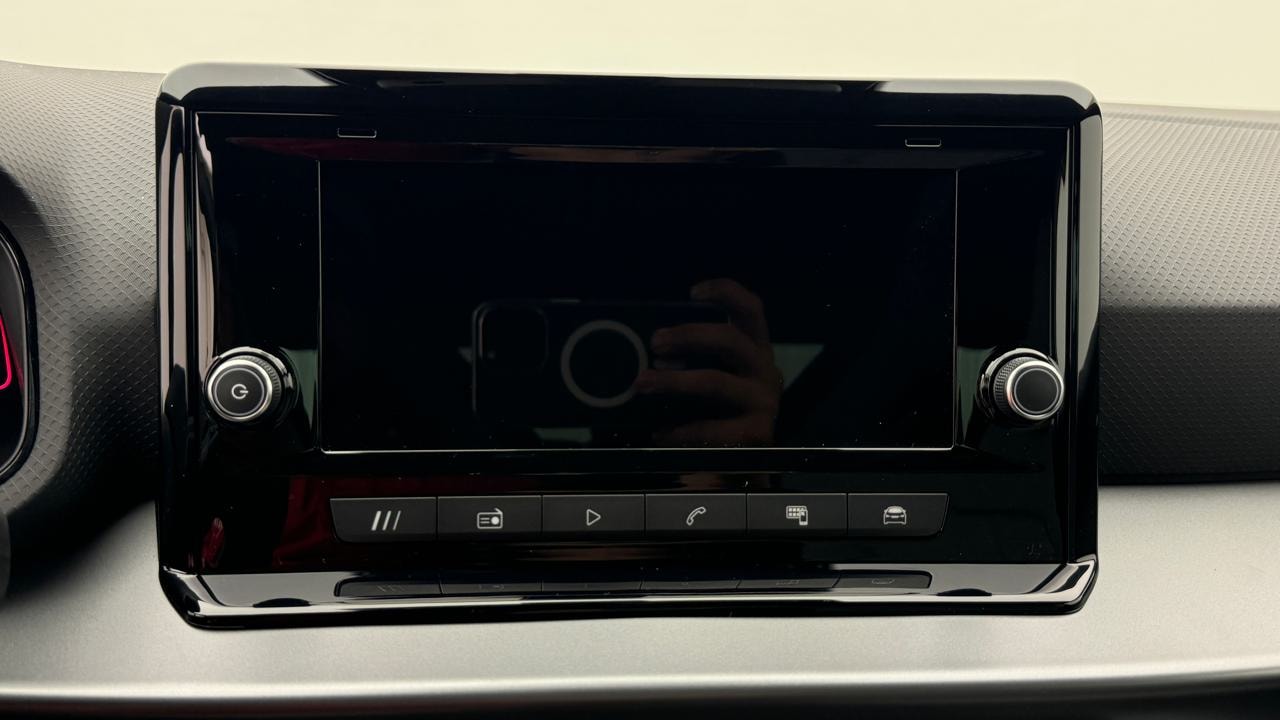 SEAT Arona 1.5 Eco TSI FR DSG-image-7