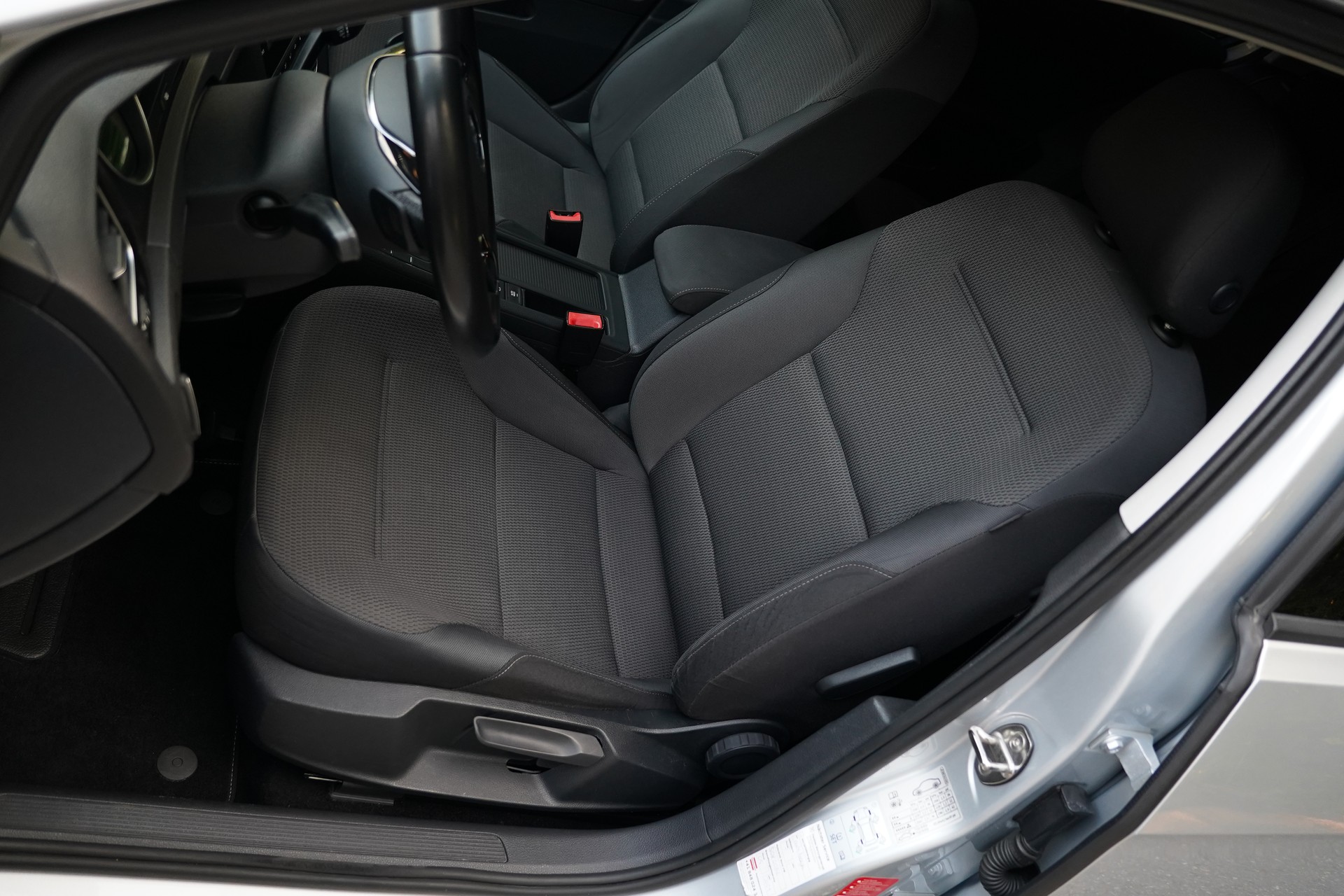 VW Golf 1.5 TSI EVO Highline DSG-image-16