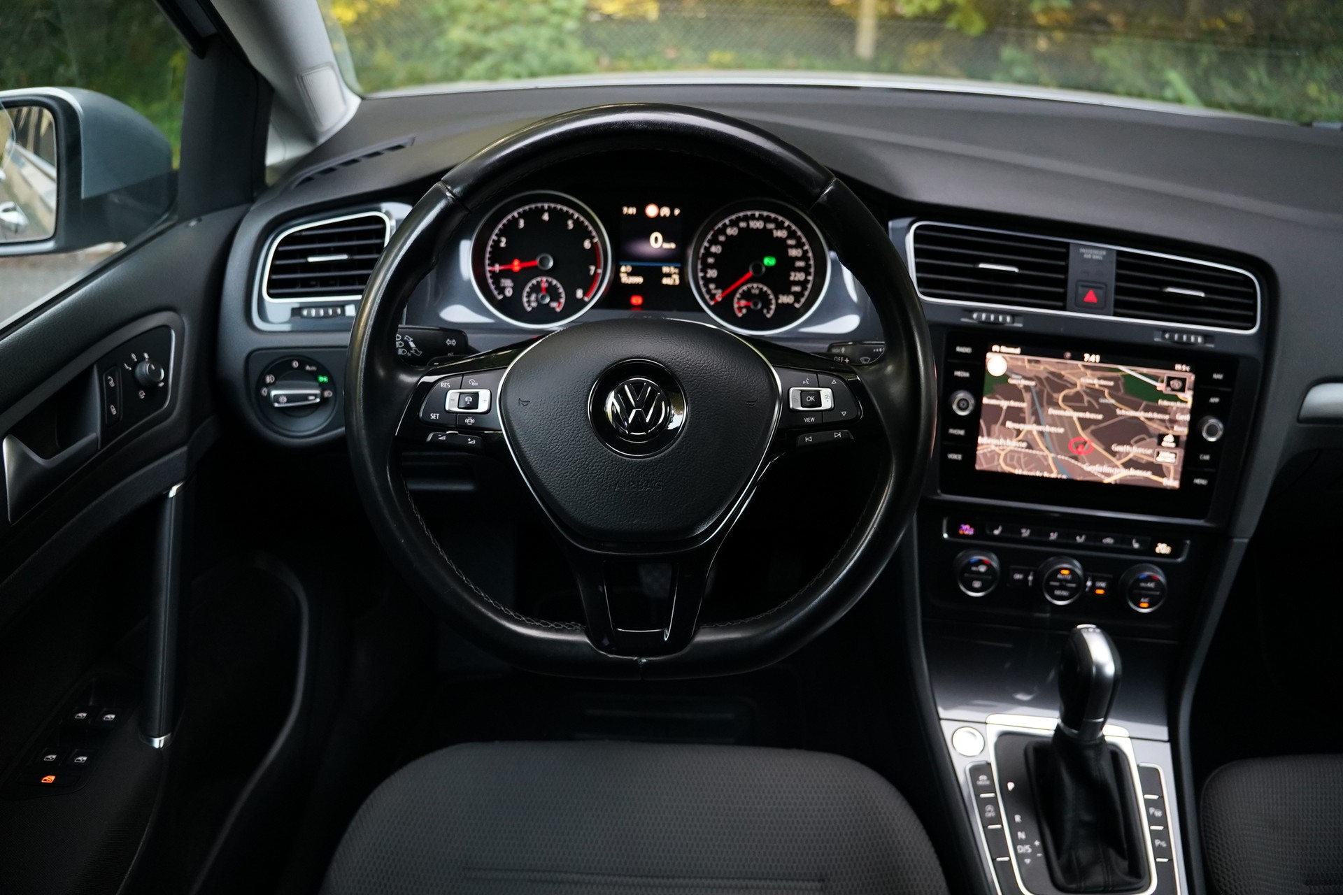 VW Golf 1.5 TSI EVO Highline DSG-image-22