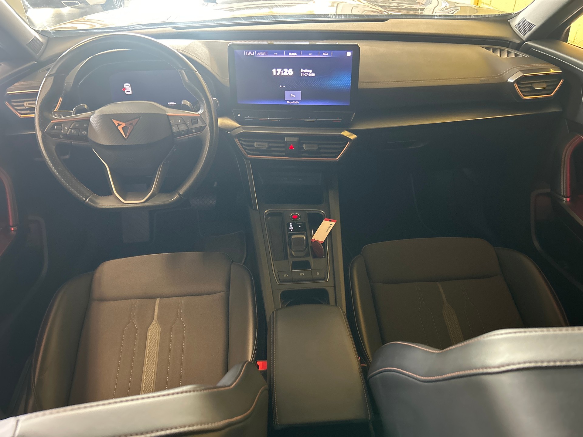 CUPRA Formentor 1.5 TSI DSG-image-8
